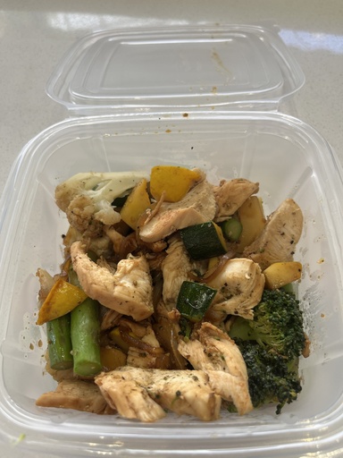 Chicken and vegetable stir-fry