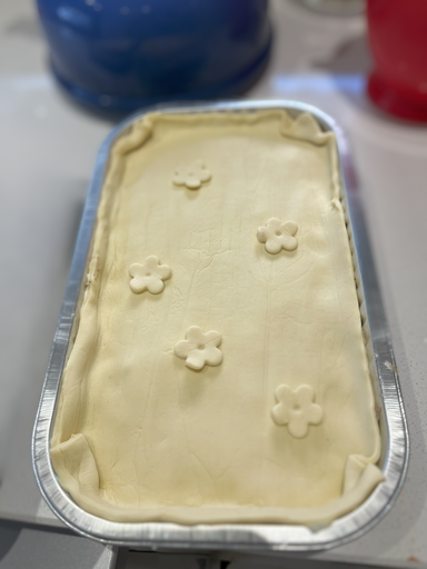 Chicken and mushroom pie